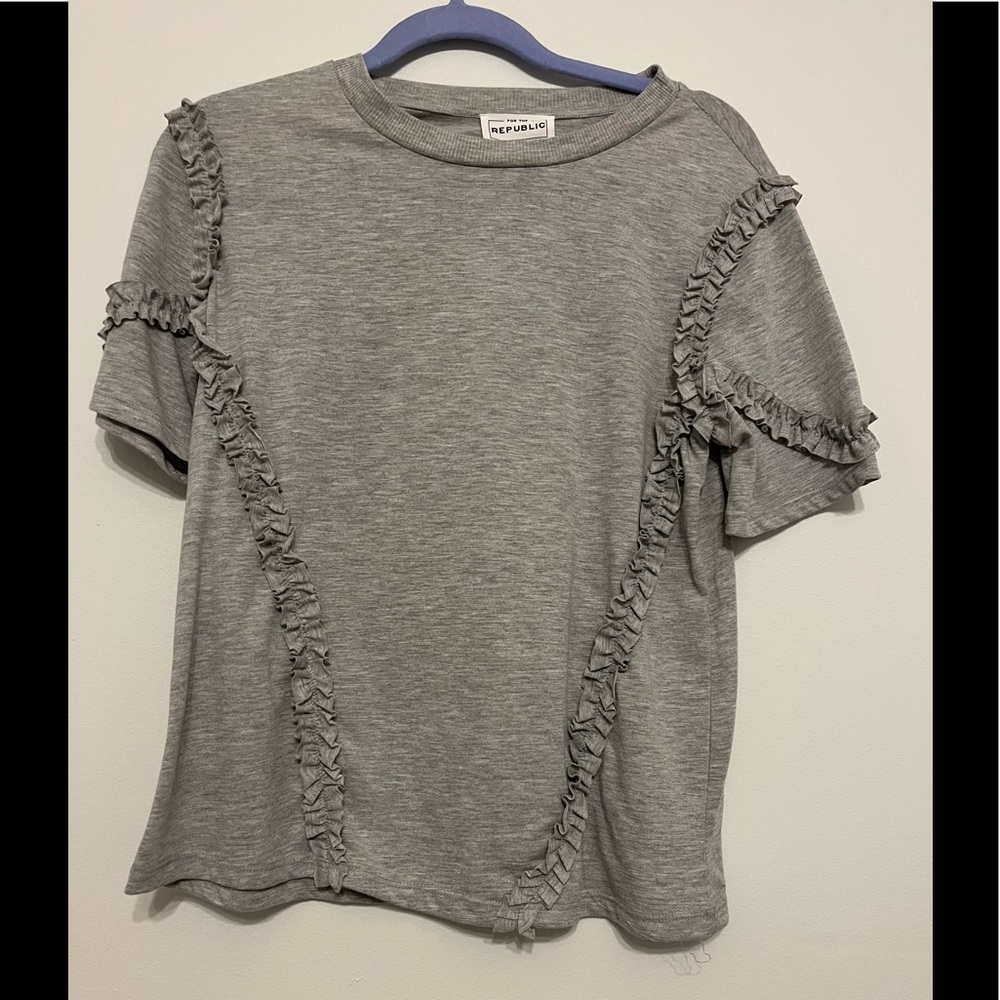 𝙜𝙧𝙖𝙮 𝙧𝙪𝙛𝙛𝙡𝙚 𝙨𝙝𝙞𝙧𝙩